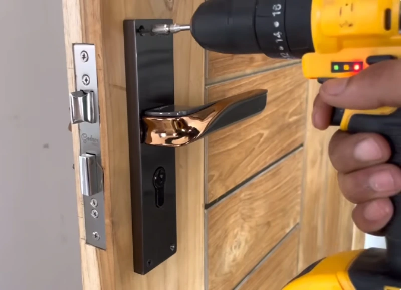 Deadbolt installation Farmington NM - residential locksmith